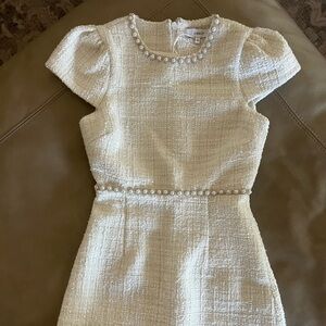 Gorgeous white dress - brand new!